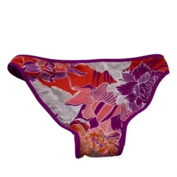 Athleta bikini top and bottom wrap halter top and full reversible bikini - Picture 5 of 9